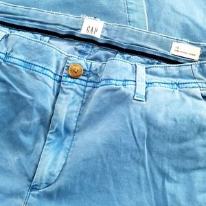 GAP Girlfriend Chino